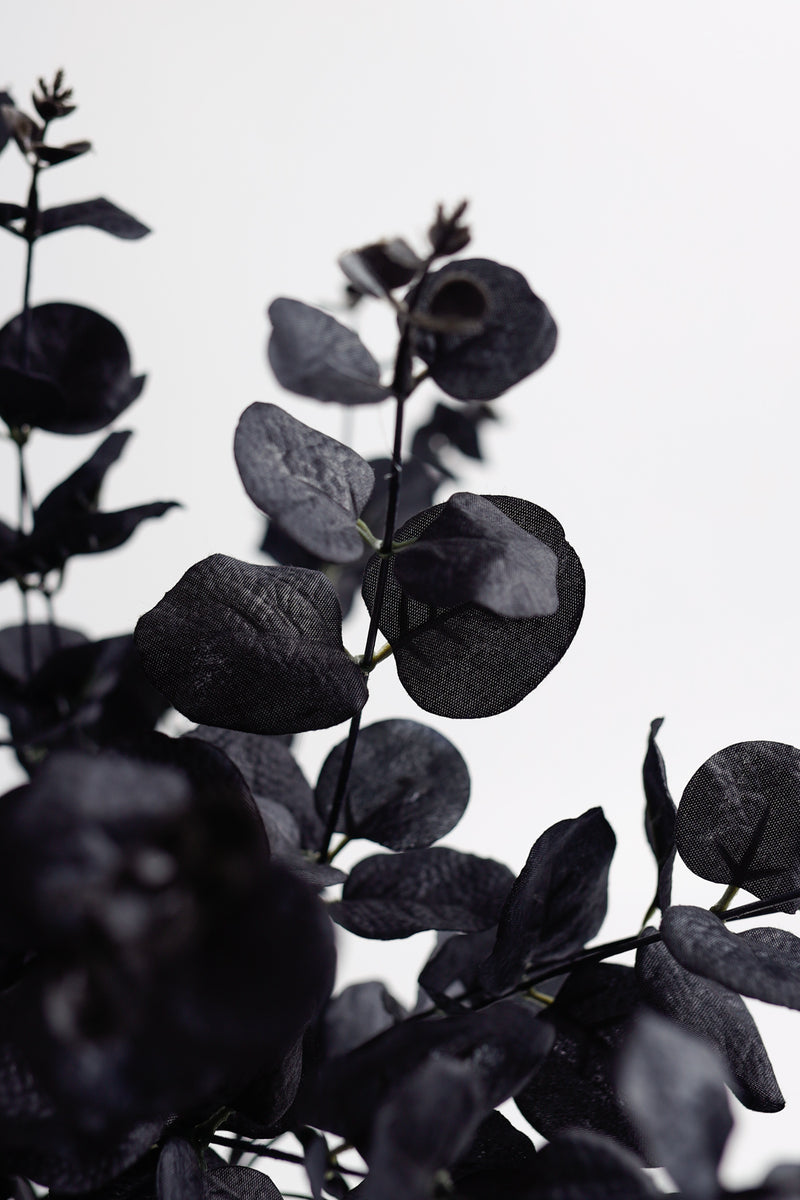 Bulk 18 "Black Halloween Decor Flores artificiales Eucalyptus Bush Flores de seda al por mayor