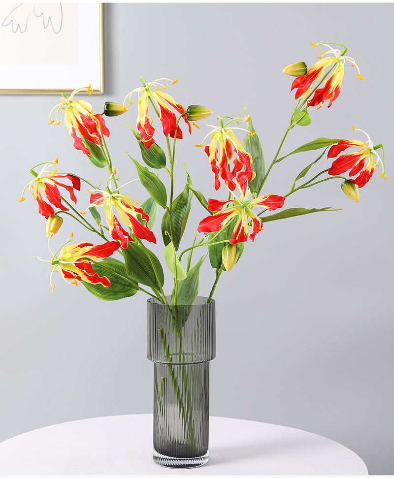 Tige de Gloriosa en vrac de 31 po avec feuilles Fleurs artificielles en gros 