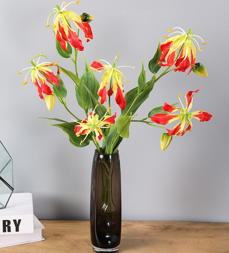 Tige de Gloriosa en vrac de 31 po avec feuilles Fleurs artificielles en gros 