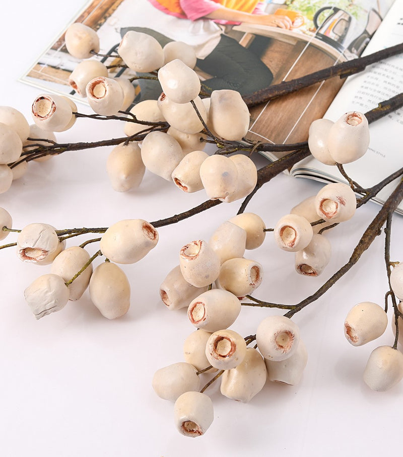 Bulk Artificial Gum Nut Pods Olea Europaea Fruit Eucalyptus Fruit 22 Inch Wholesale