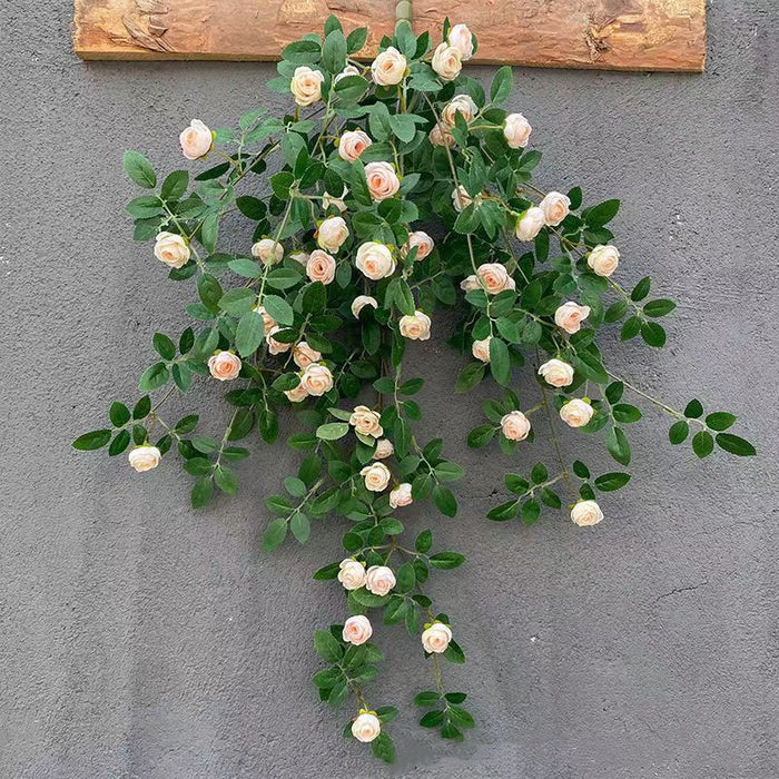 Flores artificiales a granel que cuelgan la vid de Rose para la decoración al por mayor