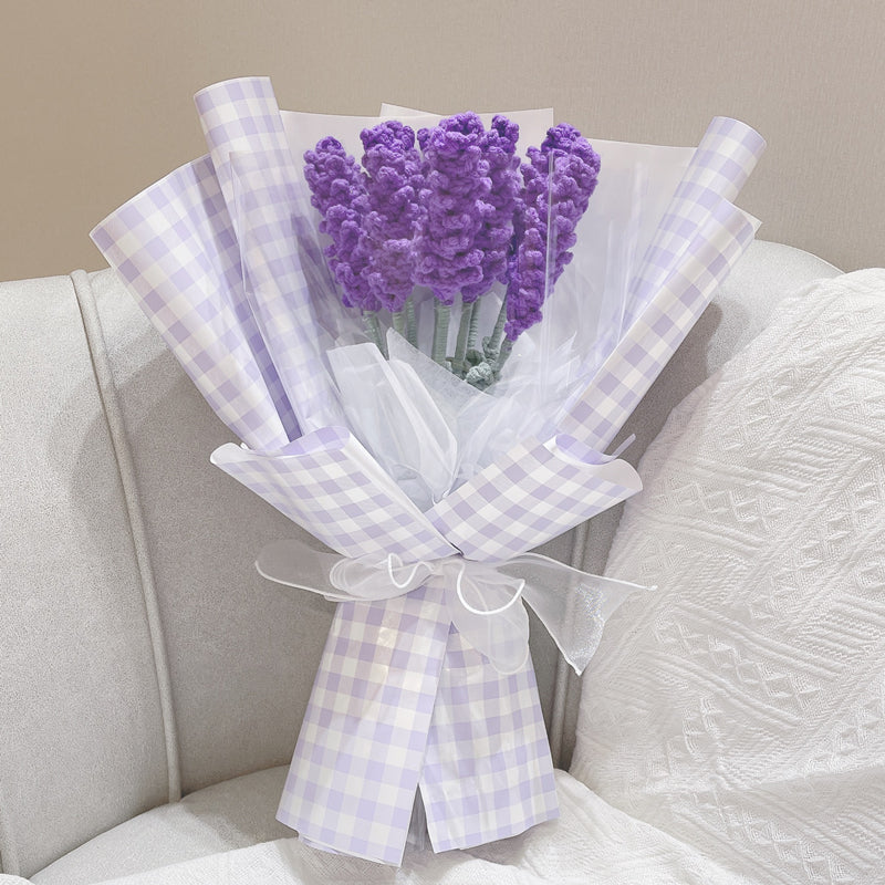 Cadeaux faits à la main en vrac Bouquet de mariage artificiel tricoté à la lavande au crochet en gros 