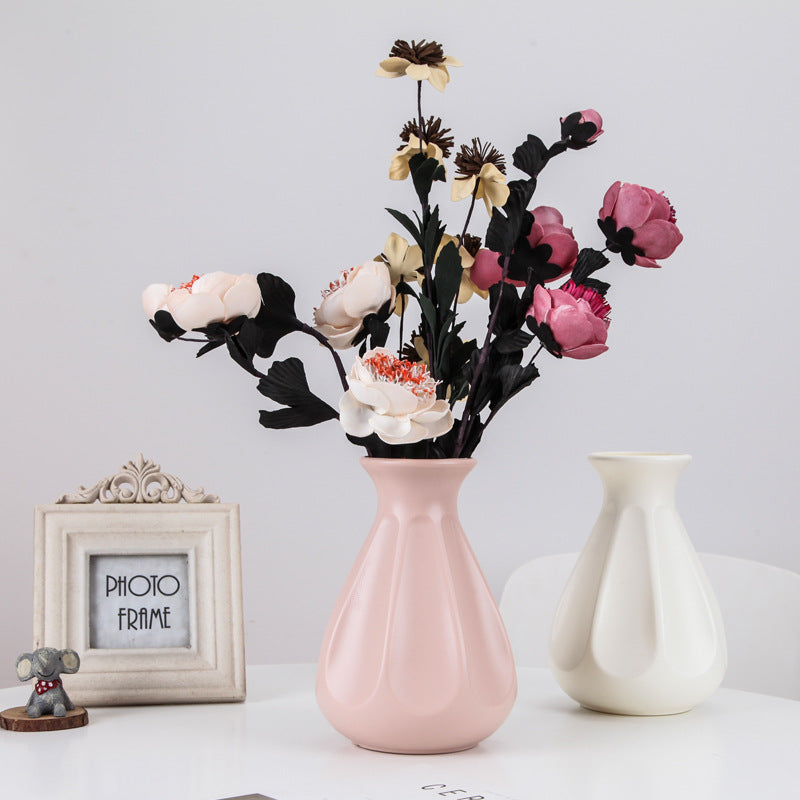 Vases en plastique de style simple de 8 pouces